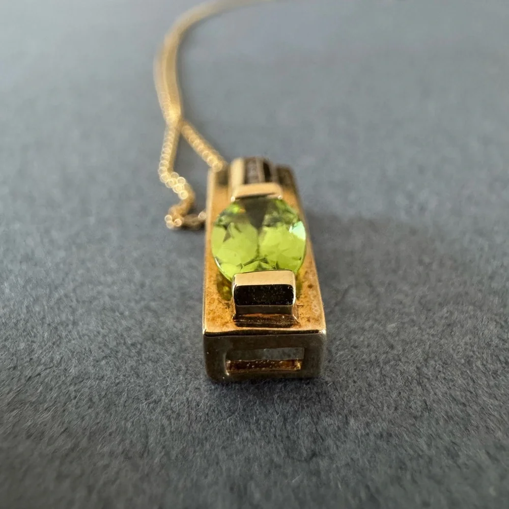 Midas 14K Gold Necklace with Peridot & Diamond Pendant - Picture 10 of 11